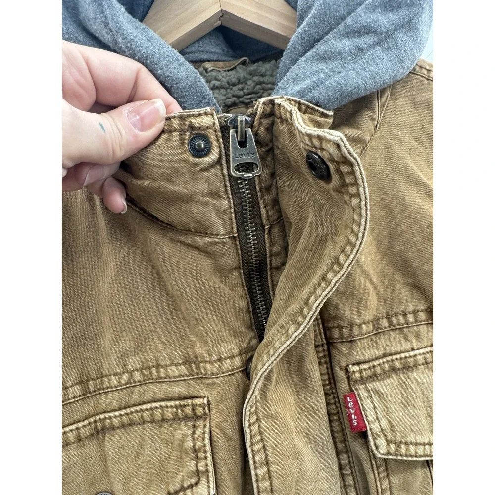 Levis Jacket Mens Commuter Trucker Jacket Coat XL Hood Sherpa Lined Grunge